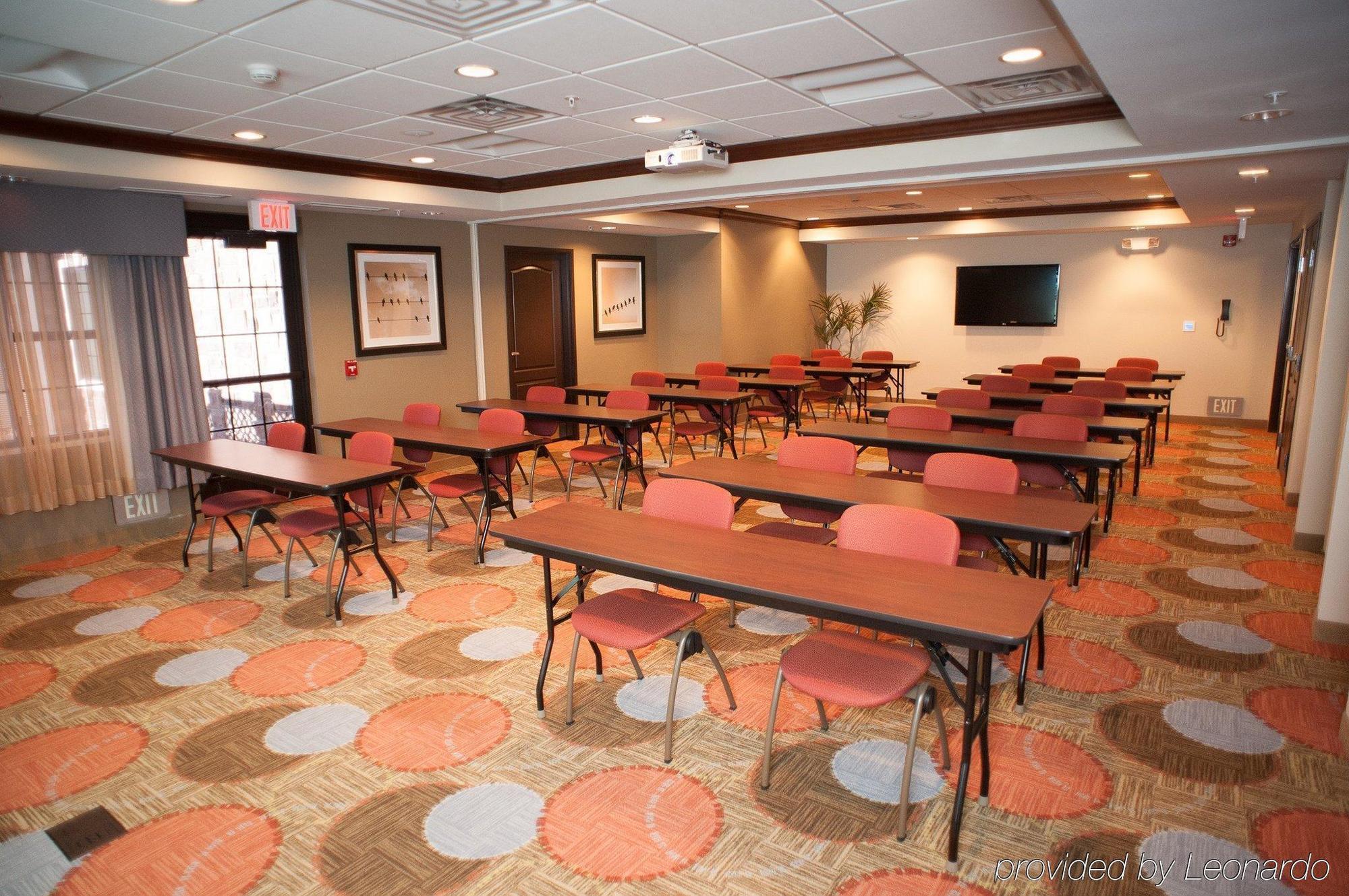 Staybridge Montgomeryville By Ihg 3* North Wales